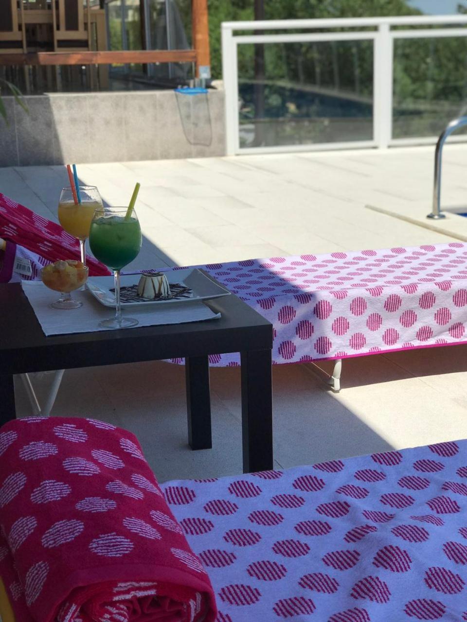 Ližnjan Hotel Livadic & Restaurant מראה חיצוני תמונה