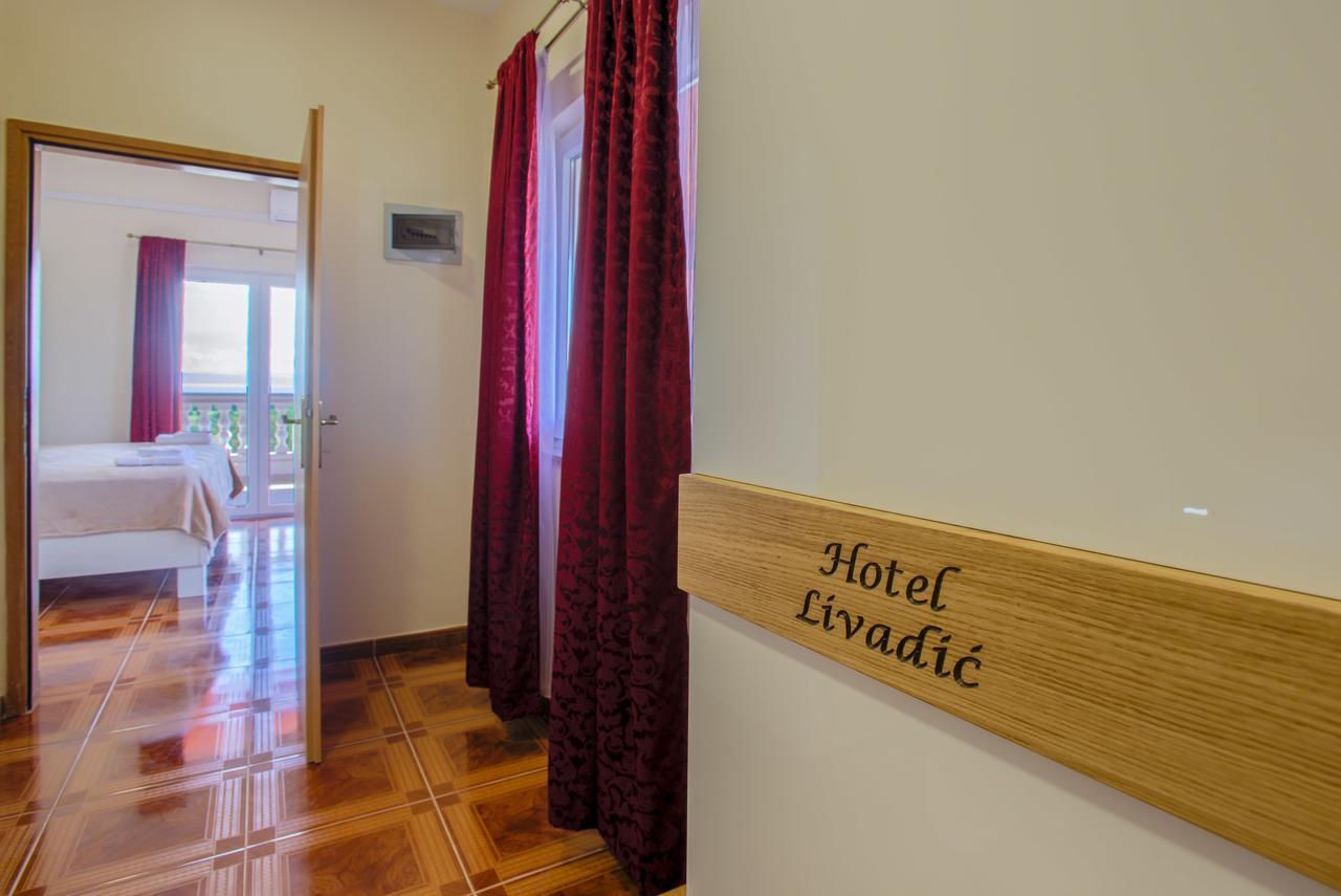 Ližnjan Hotel Livadic & Restaurant מראה חיצוני תמונה